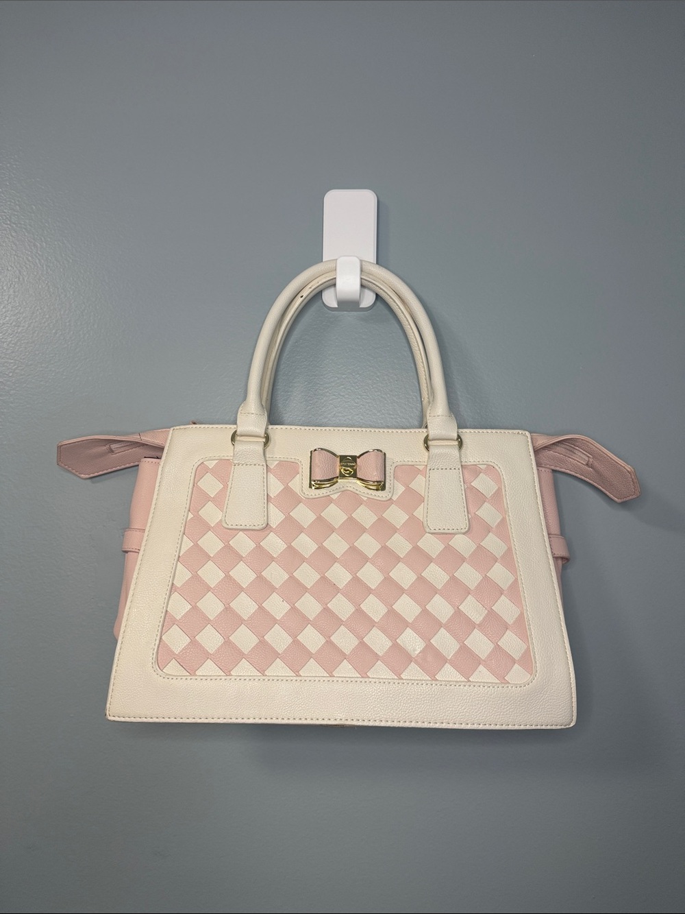 Betsey Johnson Women’s Pink/Ivory Unbeweavable Bow Satchel Purse